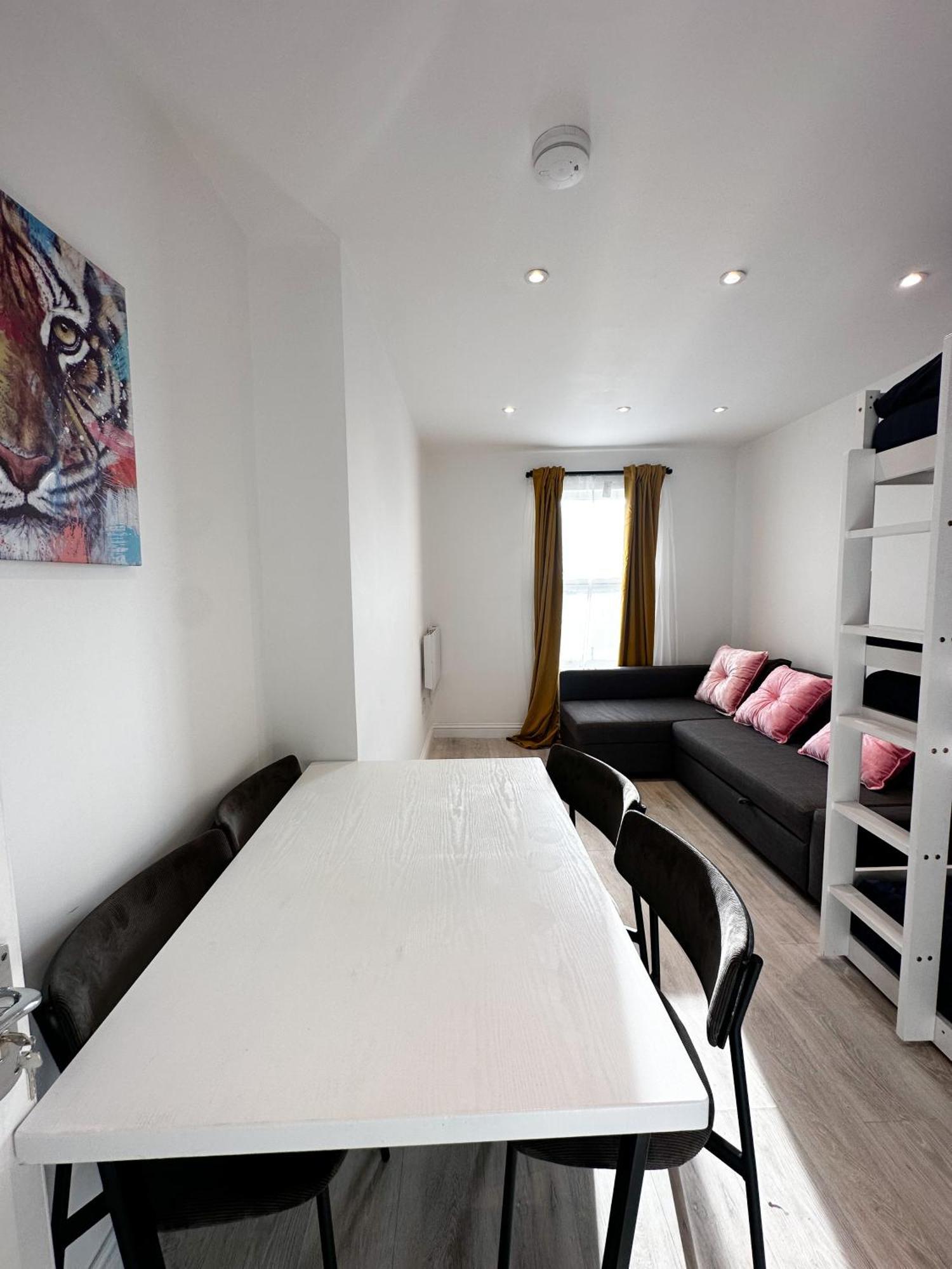 Flat A Stay In Earlsfield London Eksteriør billede